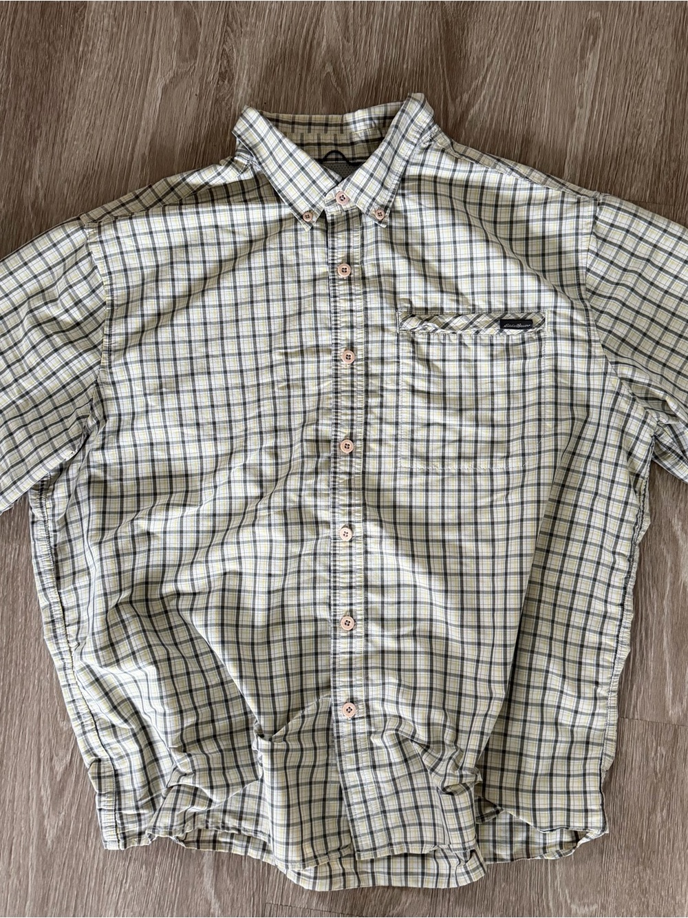 Eddie Bauer multi color short sleeve button down sz XL